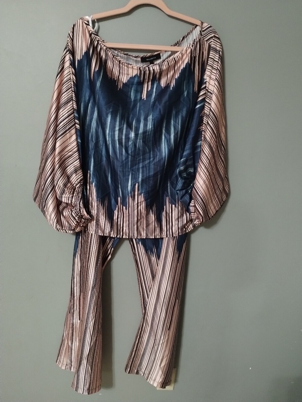 Off Shoulder Pajama Set Large